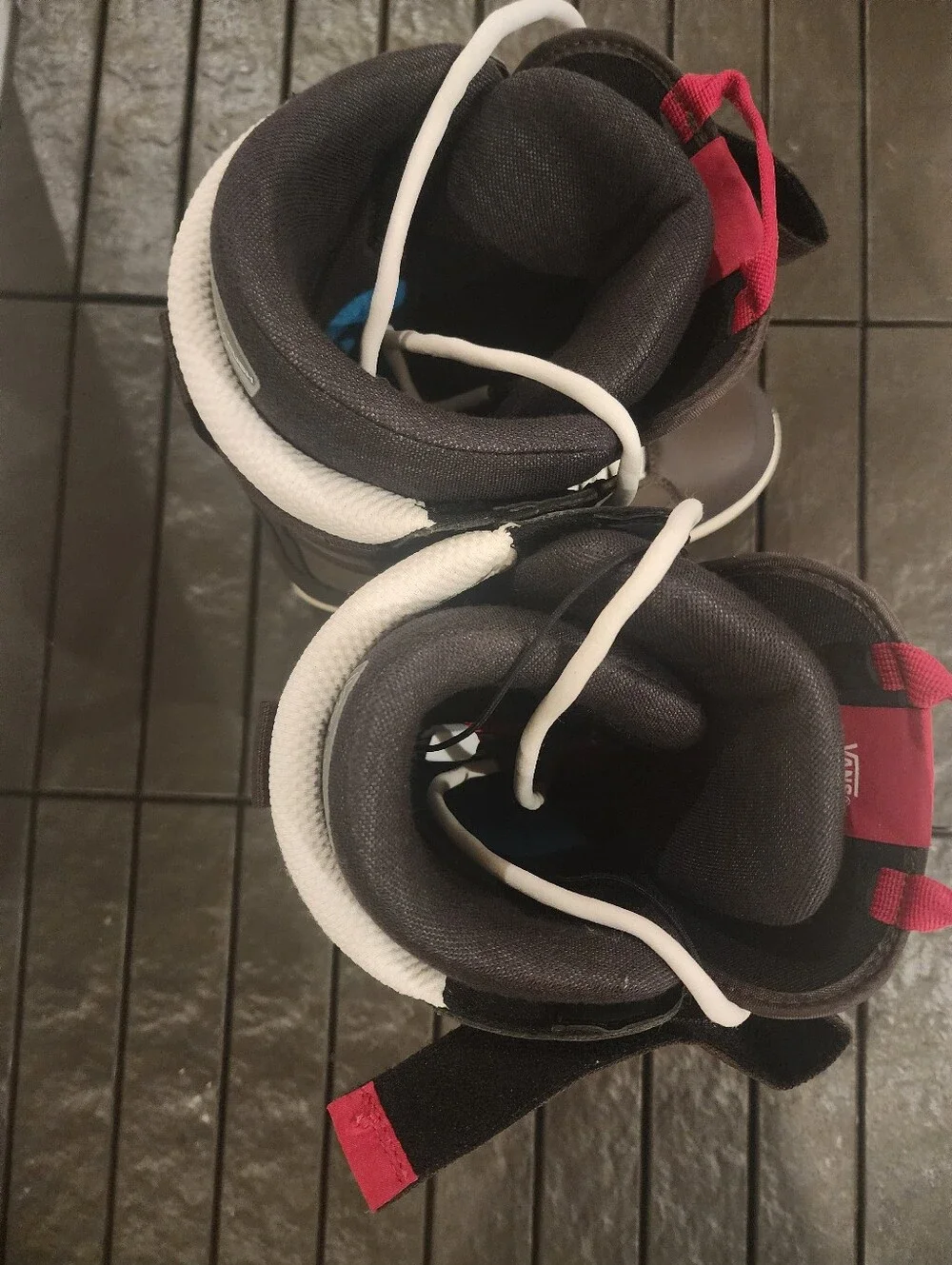 Women's Vans Hi-Standard Pro X Jill Perkins Snowboard Boots